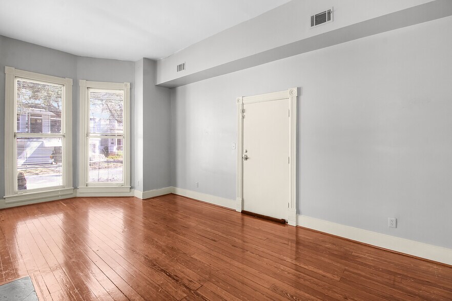 More Photos Of 301 E Henry St, Savannah Multifamily For Sale