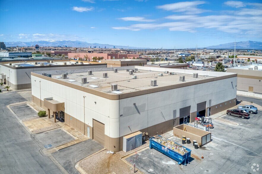 More Photos Of 441 Eastgate Rd, Henderson Warehouse For Lease