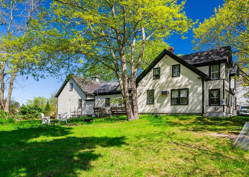 More Photos Of 1276 Surry Rd, Surry Freestanding For Sale