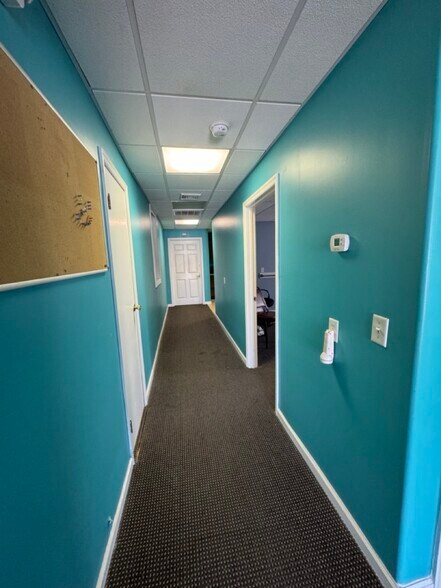 More Photos Of 4401 Park Blvd, Wildwood Freestanding For Lease