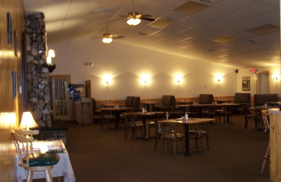 More Photos Of 1132 S Main St, Bryant Pond Hotel For Sale