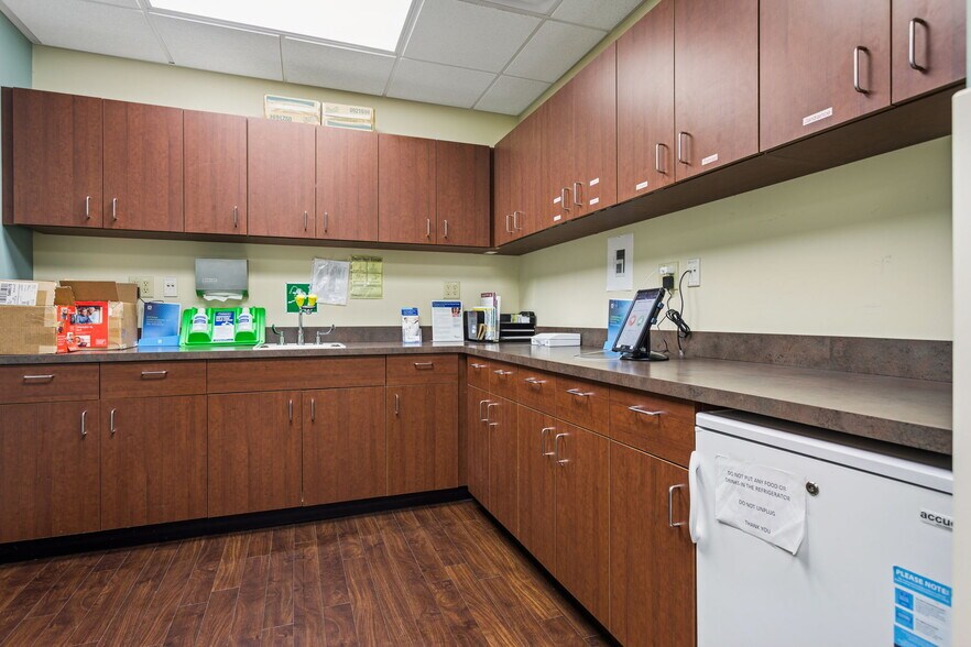 More Photos Of 4612 N Habana Ave, Tampa Medical For Lease