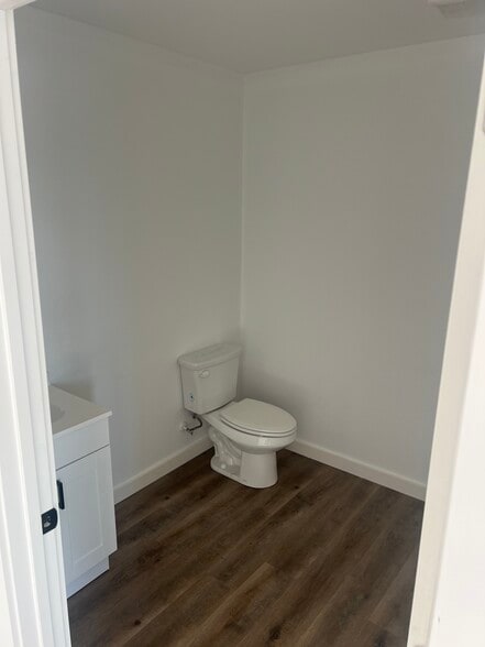 More Photos Of 4540 FM 1102, New Braunfels Unknown For Lease