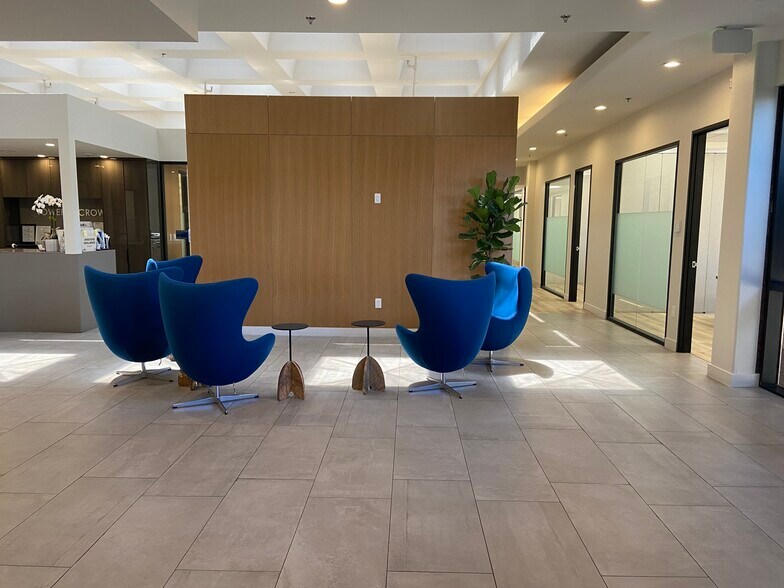 More Photos Of 3400 W Olympic Blvd, Los Angeles Office For Sale