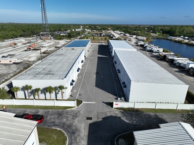 More Photos Of 195 Basik Dr, Naples Warehouse For Sale