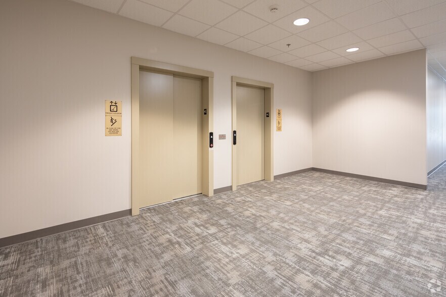 More Photos Of 345 Bob Heath Dr, Huntsville Office For Lease