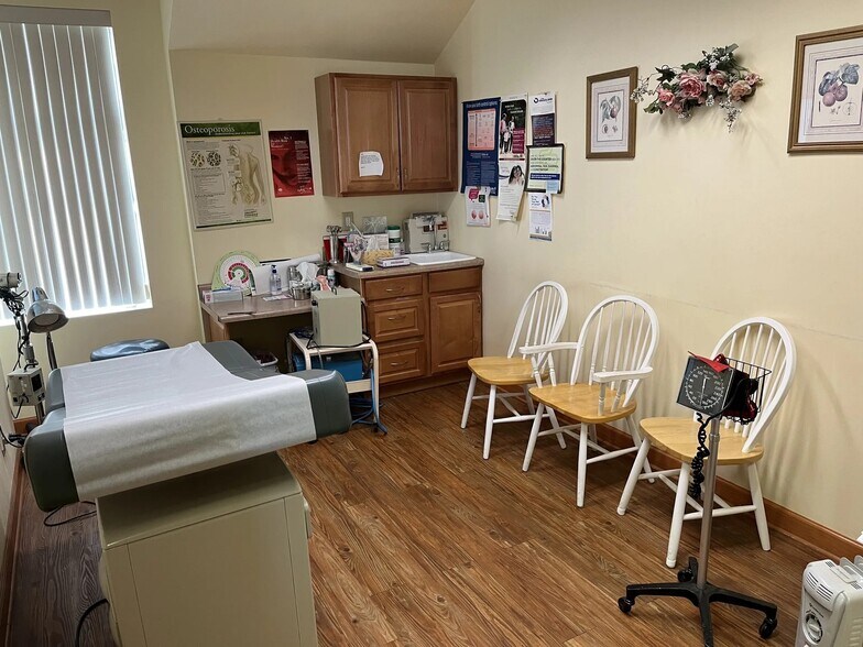 More Photos Of 270 E 90th Dr, Merrillville Medical For Lease