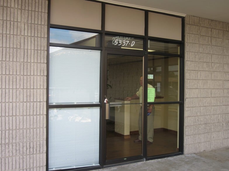 More Photos Of 5335-5337 S Campbell Ave, Springfield Office For Lease