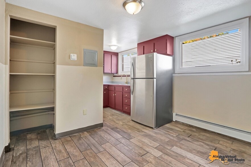 More Photos Of 1335 Hyder St, Anchorage Apartments For Sale