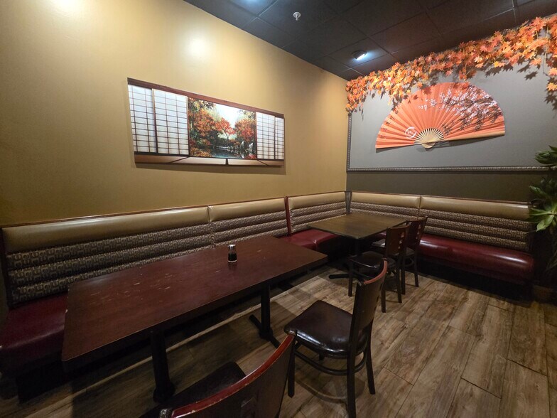 More Photos Of 214-226 E Main st, Walla Walla General Retail For Sale