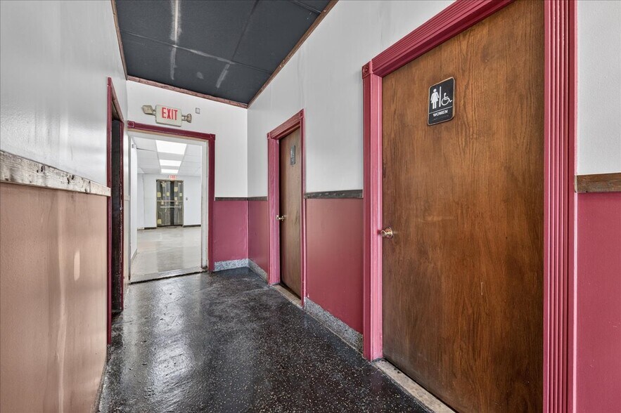More Photos Of 26734 Michigan Ave, Inkster Freestanding For Sale