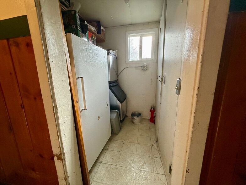 More Photos Of 11 E Washington, Chester Restaurant For Sale