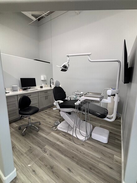 More Photos Of 33777 N Scottsdale Rd, Scottsdale Medical For Sale