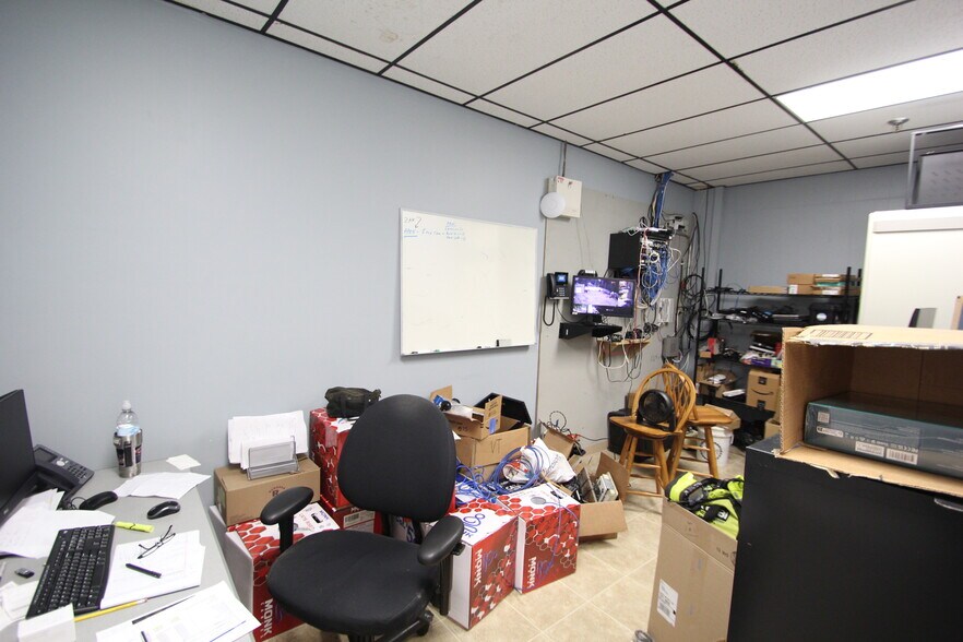 More Photos Of 3 Washington St, North Reading Warehouse For Sale