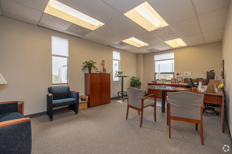 More Photos Of 800 N Grant St, Denver Office For Sale