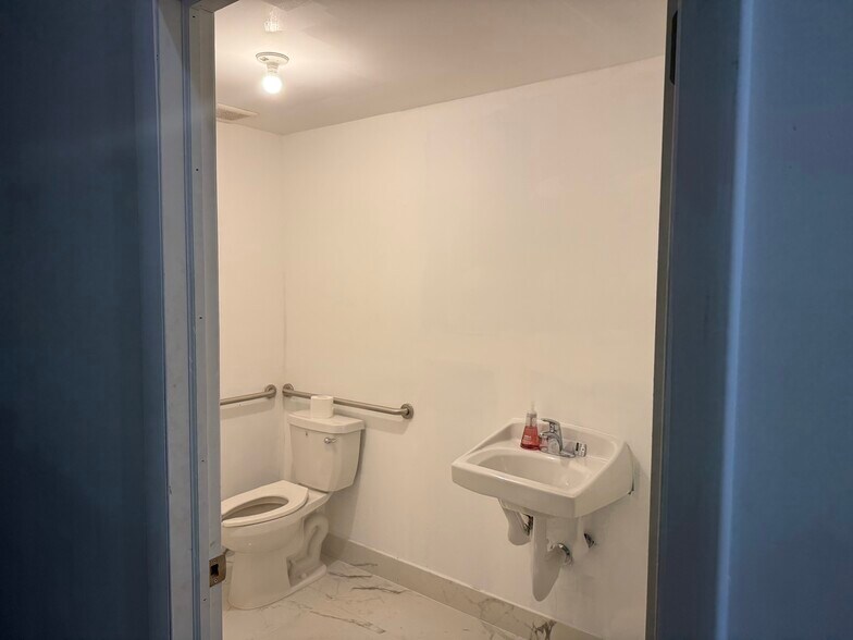 More Photos Of 7929 NE 1st Ave, Miami General Retail For Lease