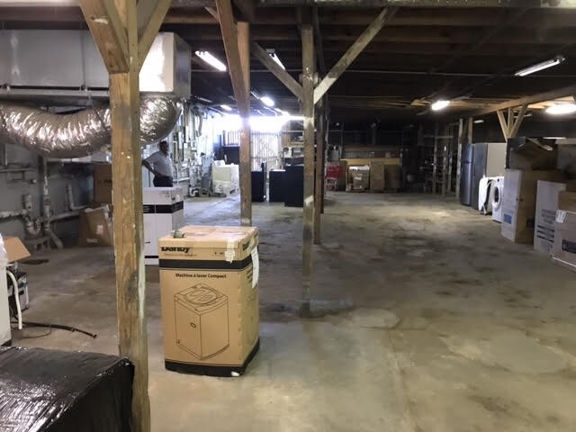 More Photos Of 733 Clearwater Largo Rd N, Largo Storefront For Lease