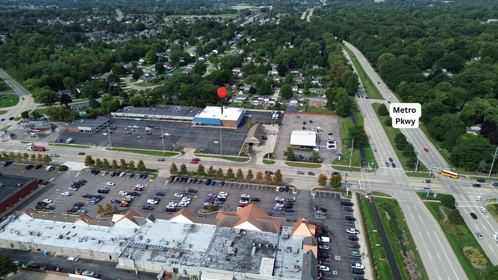 More Photos Of 36901 Garfield Rd, Clinton Township Freestanding For Sale