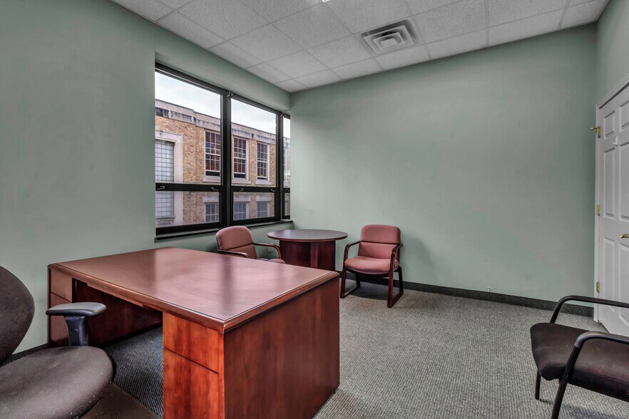 More Photos Of 1083 Delaware Ave, Buffalo Medical For Lease