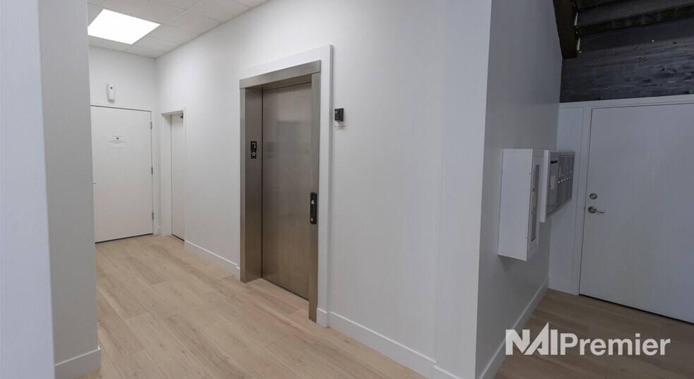 More Photos Of 11639 S 700 E, Draper Office For Sale