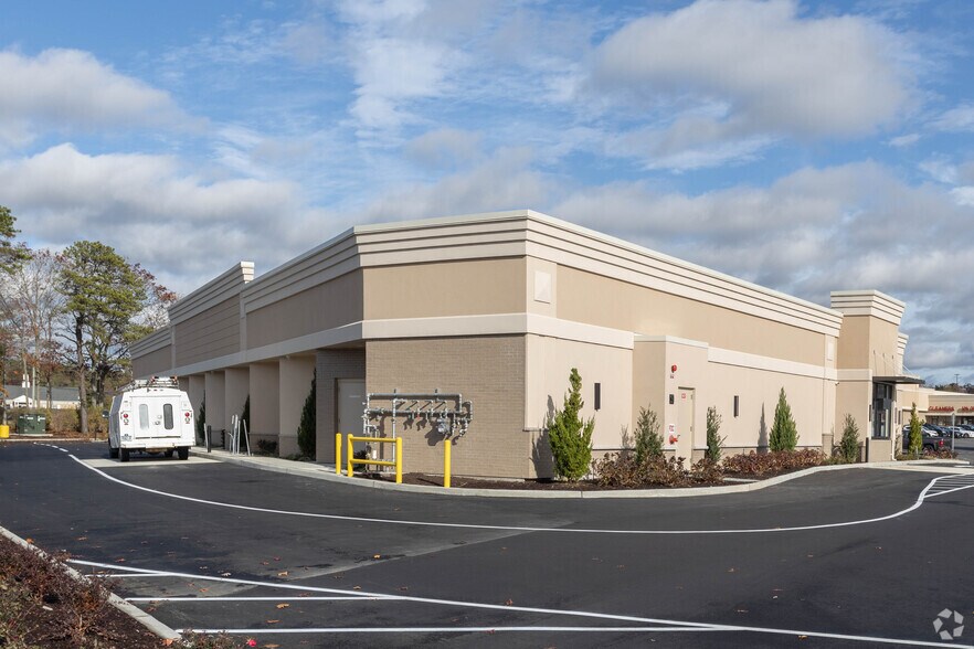 More Photos Of 2779-2801 Route 112, Medford Unknown For Lease