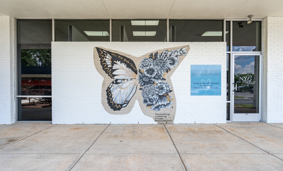 More Photos Of 505-537 Plaza Cir, Garner Unknown For Lease