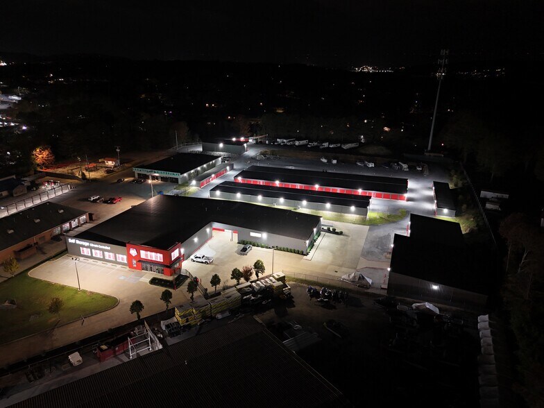 More Photos Of 4915 Highway 58, Chattanooga Self Storage For Sale