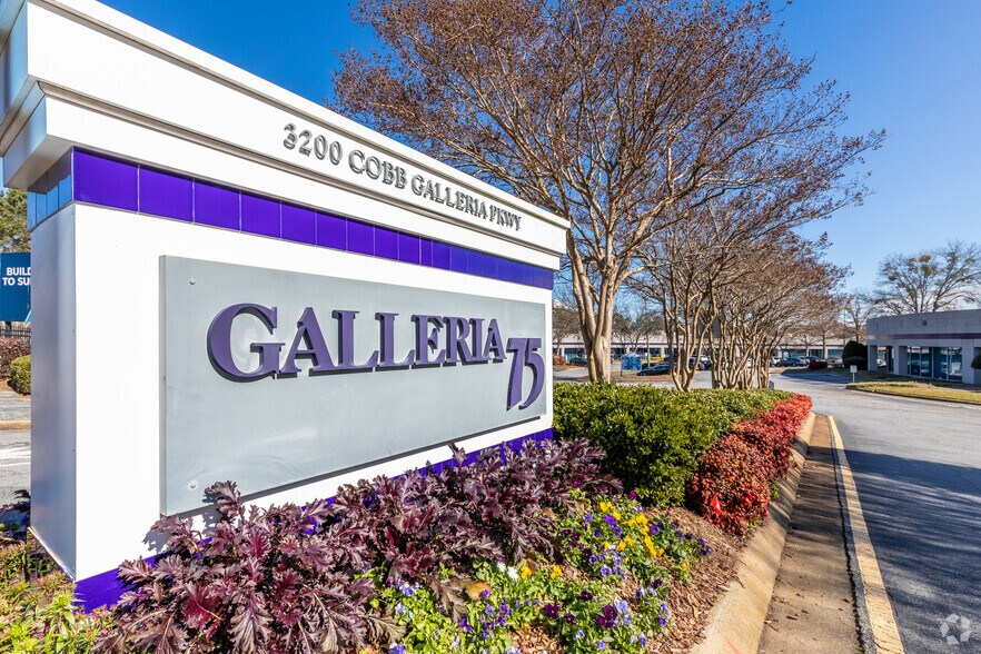 More Photos Of 3200 Cobb Galleria Pky SE, Atlanta Office For Lease