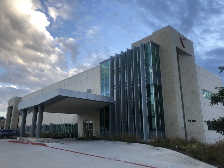More Photos Of 4716 Dexter Dr, Plano Medical For Lease