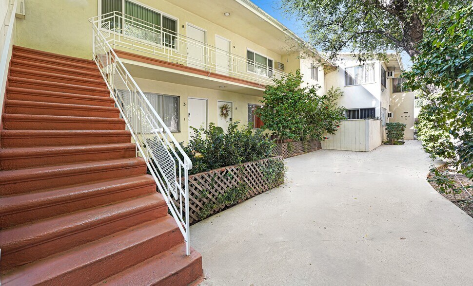 More Photos Of 4345 Ventura Canyon Ave, Sherman Oaks Apartments For Sale