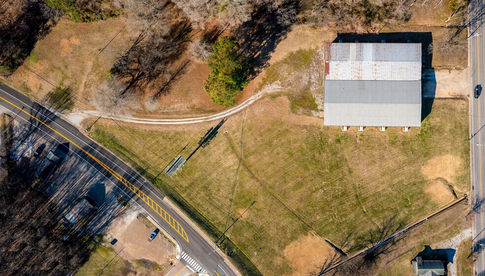 More Photos Of 1009 N Washington Ave, Brownsville Warehouse For Lease