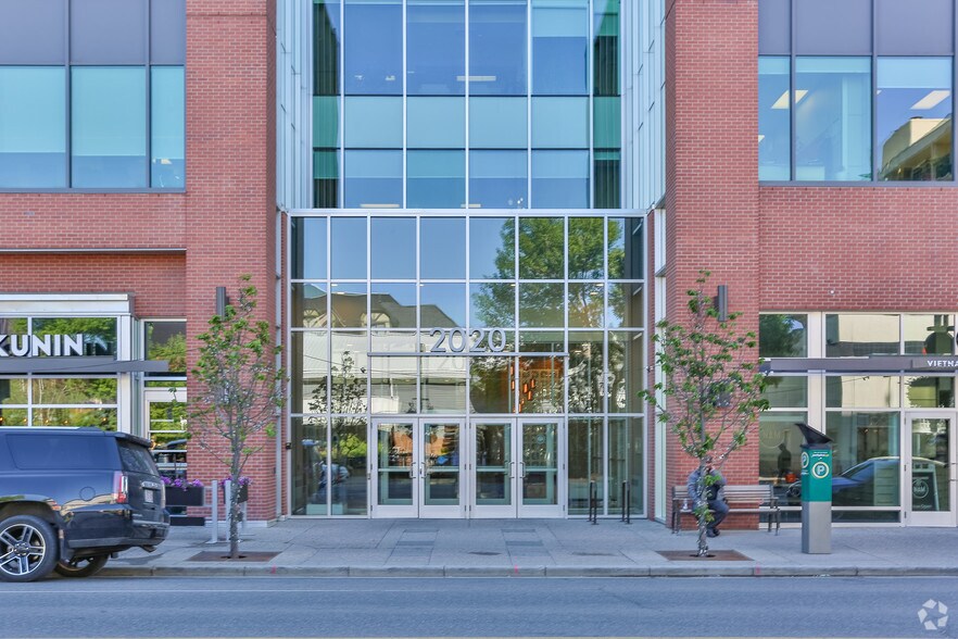 More Photos Of 2020 4th St SW, Calgary Office For Lease