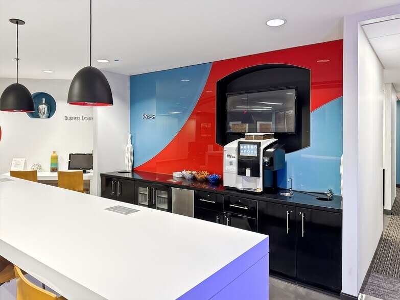 More Photos Of 8403 Colesville Rd, Silver Spring Coworking Space