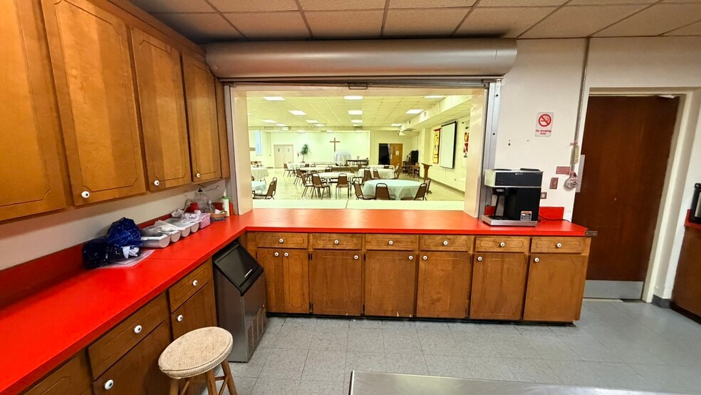 More Photos Of 801 W Franklin Blvd, Gastonia Religious Facility For Sale