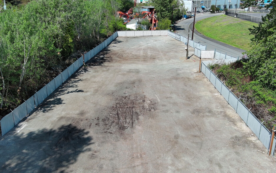 Primary Photo Of 300 S Sullivan St, Seattle Land For Lease