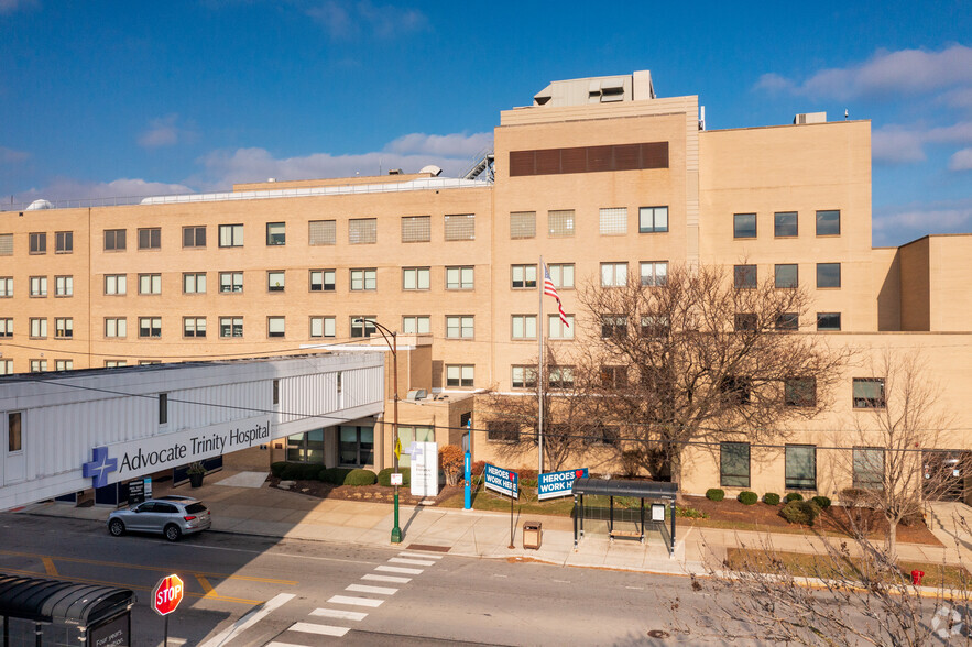 2301-2315 E 93rd St, Chicago, IL 60617 - Medical Office For Lease ...