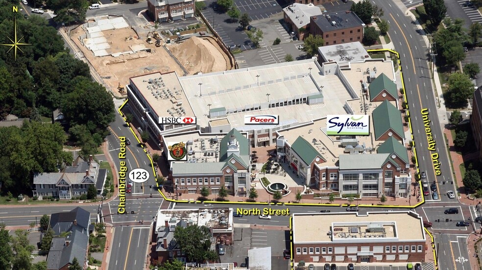 More Photos Of 3950 University Dr, Fairfax Office For Lease