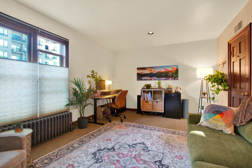 More Photos Of 673 N Grant St, Denver Office For Sale