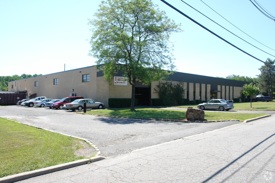 Primary Photo Of 39 Progress St, Edison Warehouse For Sale