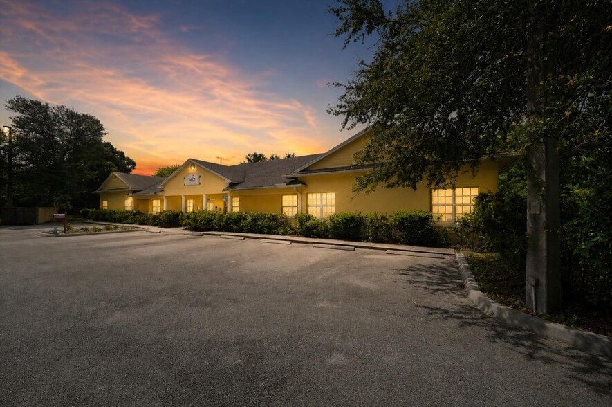 More Photos Of 3651 Virginia Ave, Fort Pierce Medical For Sale