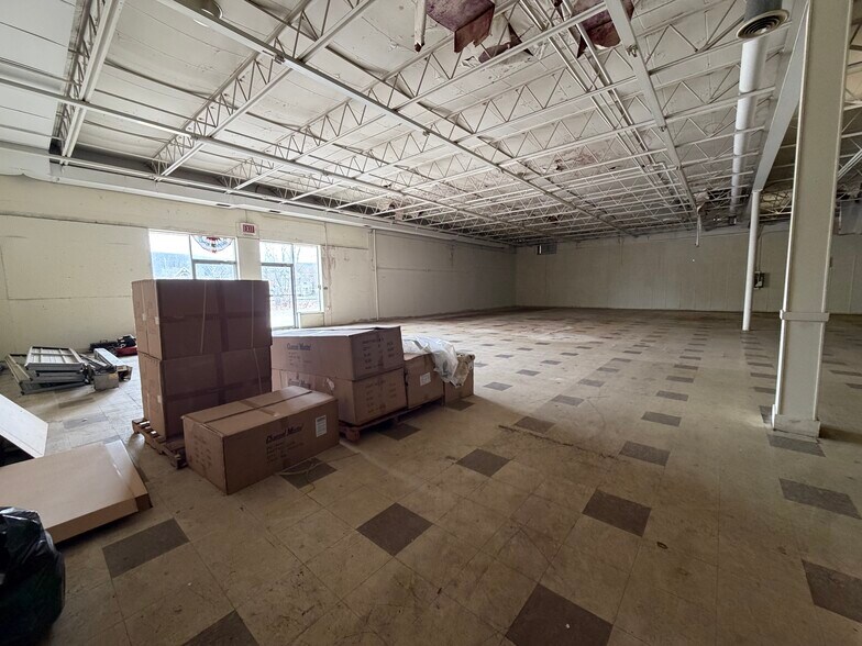 More Photos Of 55 N Main St, Hornell Distribution For Sale