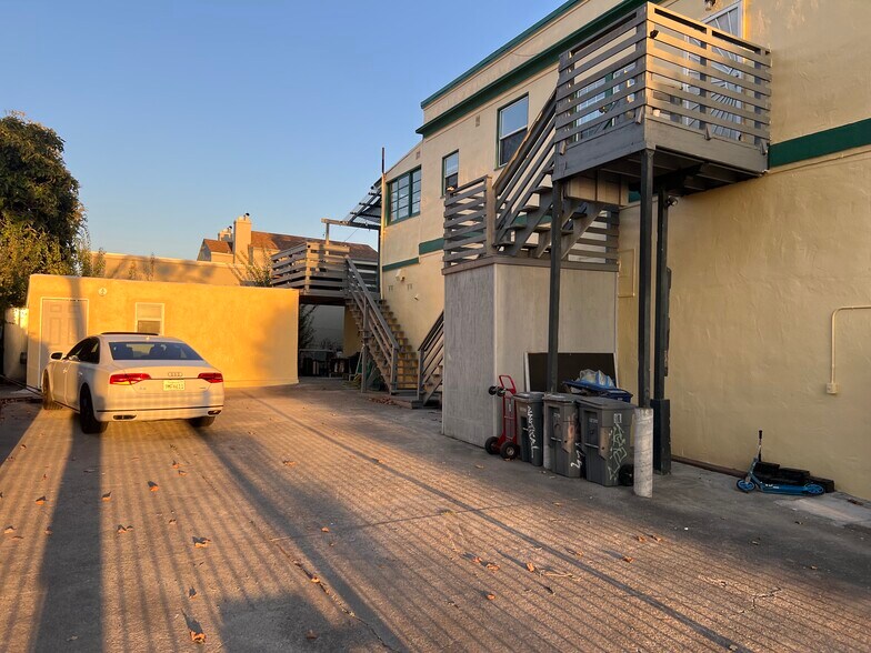 More Photos Of 2351 San Pablo Ave, Berkeley Storefront Retail Residential For Sale