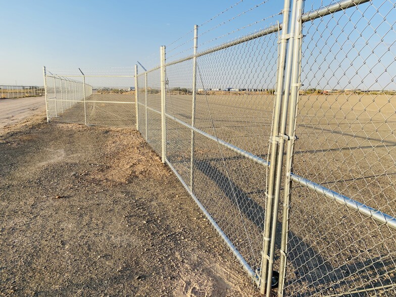 More Photos Of 13019 Pellicano Drive, El Paso Land For Lease