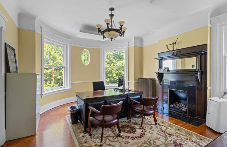 More Photos Of 401 Park Ave, Newport Office For Sale