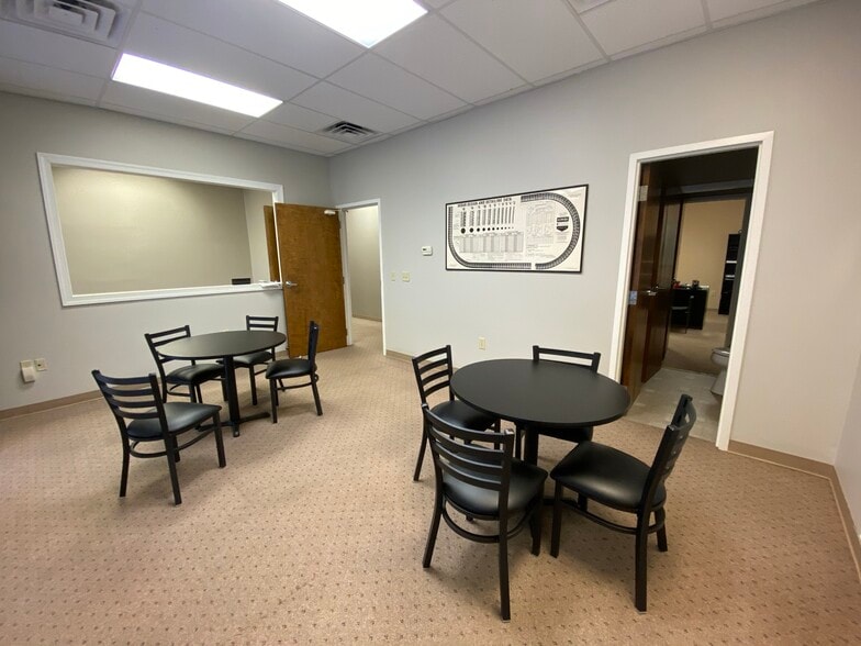 More Photos Of 341 Old Spartanburg Hwy, Wellford Light Manufacturing For Sale