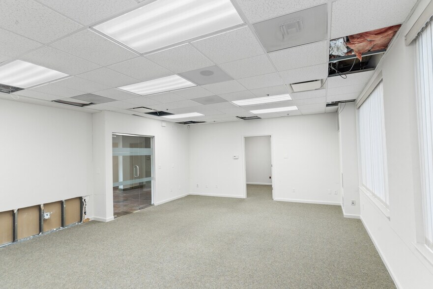 More Photos Of 477 S San Antonio Rd, Los Altos Medical For Sale