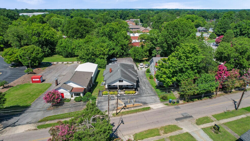 More Photos Of 217 Mocksville Ave, Salisbury Office Residential For Sale