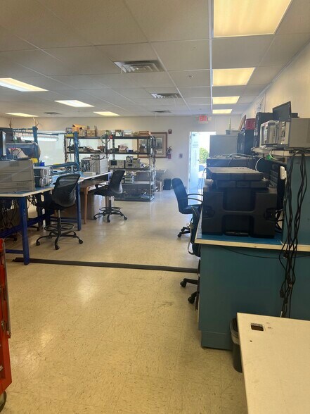 More Photos Of 4311 Sara Rd SE, Albuquerque Research And Development For Sale