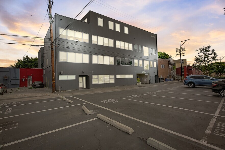 More Photos Of 10951 W Pico Blvd, Los Angeles Loft Creative Space For Lease