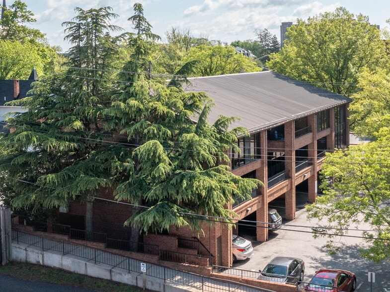 More Photos Of 606 Bosley Ave, Towson Office For Lease